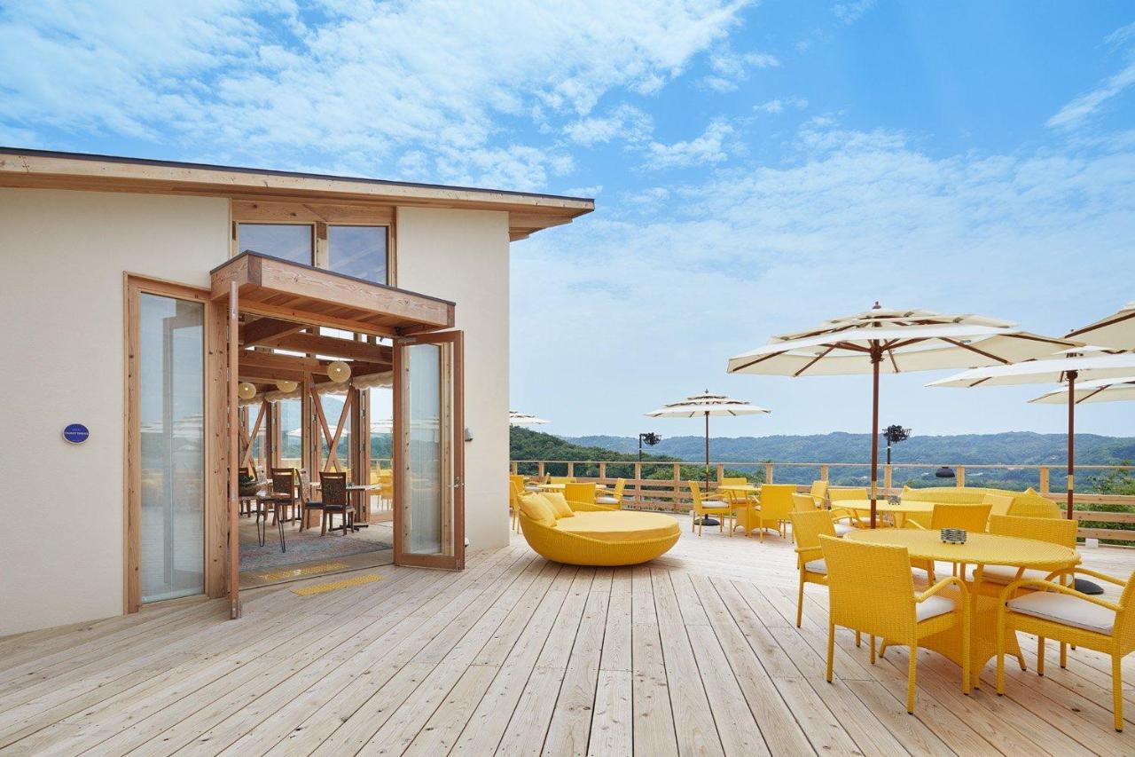Hotel Grand Chariot Hokutoshichisei 135° Awaji Esterno foto
